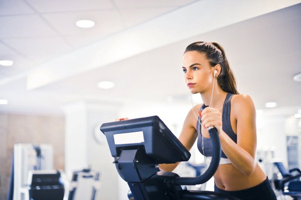 What Are the Best Low-Impact Cardio Exercises for Women with Joint Sensitivity?